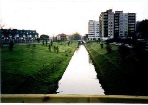 Restauración del dominio público hidráulico del Río Raices, en Salinas t.m. de Castrillón (Asturias)